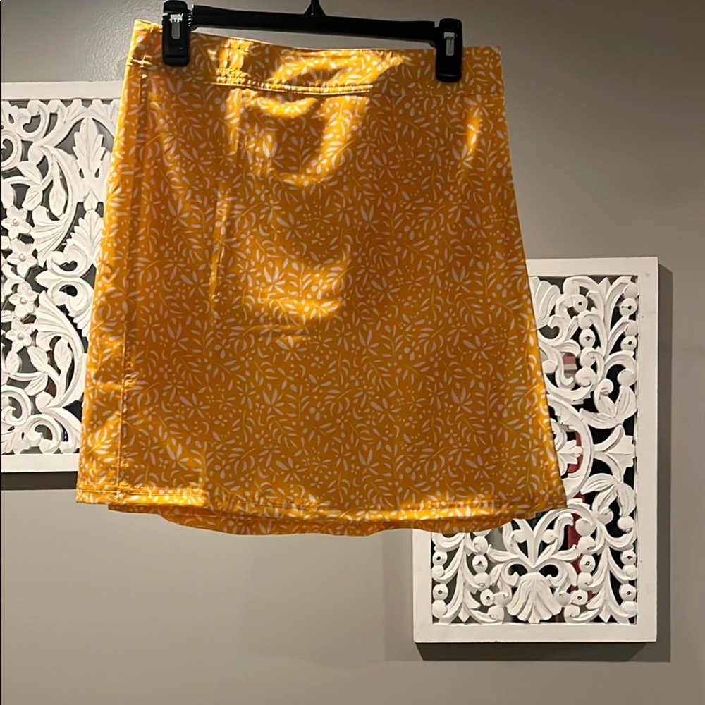 RipSkirt  Hawaii New Condition S Length 2